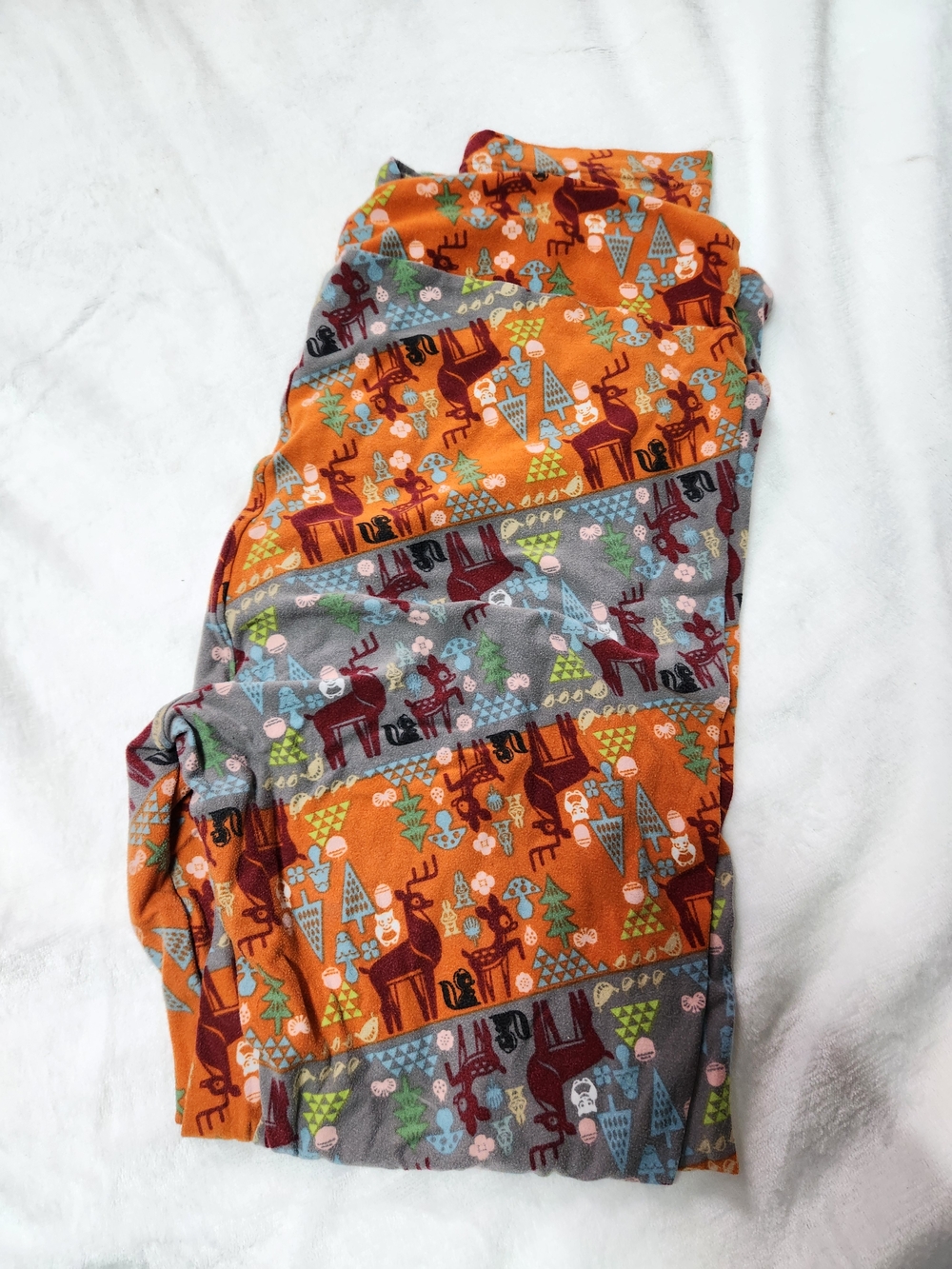 LuLaRoe TC Orange & Gray Deer Pattern Leggings